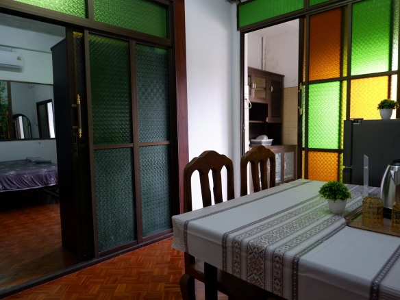 ห้องเช่ารายวัน ย่านศรีย่าน 2